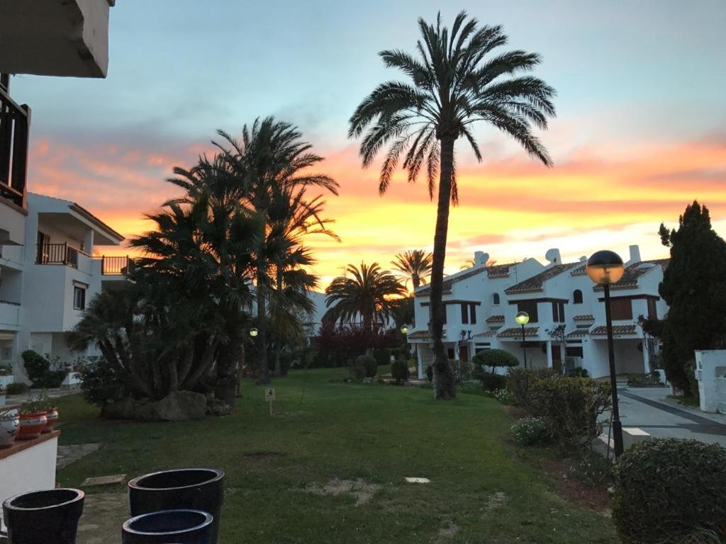 Primera Linea De Playa Julio Y Agosto Min 7 Dias De Lunes A Lunes Dénia Esterno foto